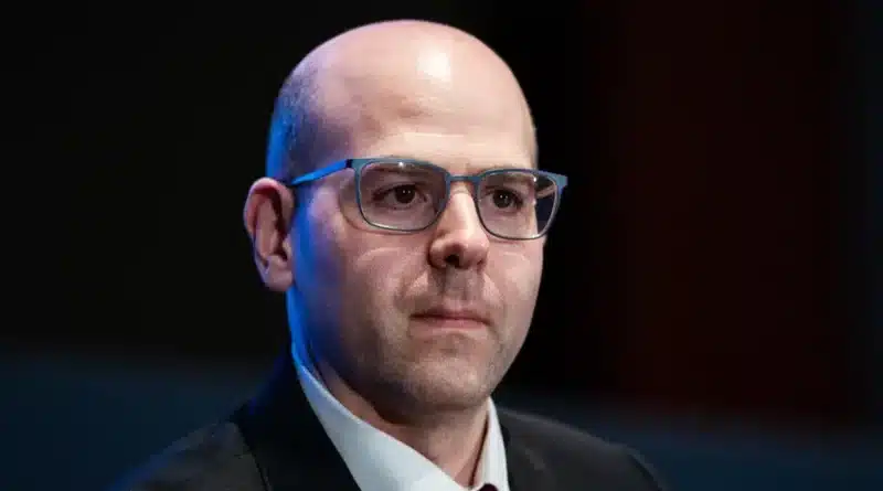 U.S. Senate Confirms Crypto-Friendly Stephen Miran to Federal Reserve Board in Tight Vote Stephen Miran