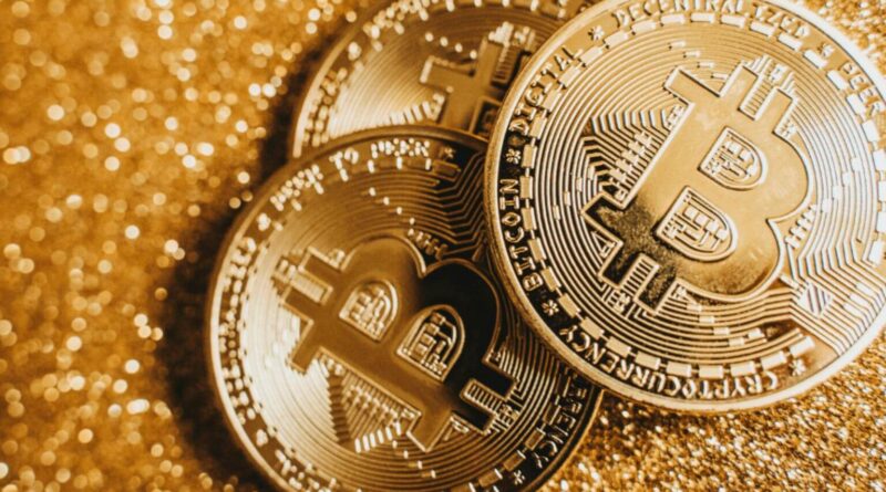 Bitcoin-Gold Ratio Slips to 2024 Lows as Investors Favor Bullion bitcoin-gold