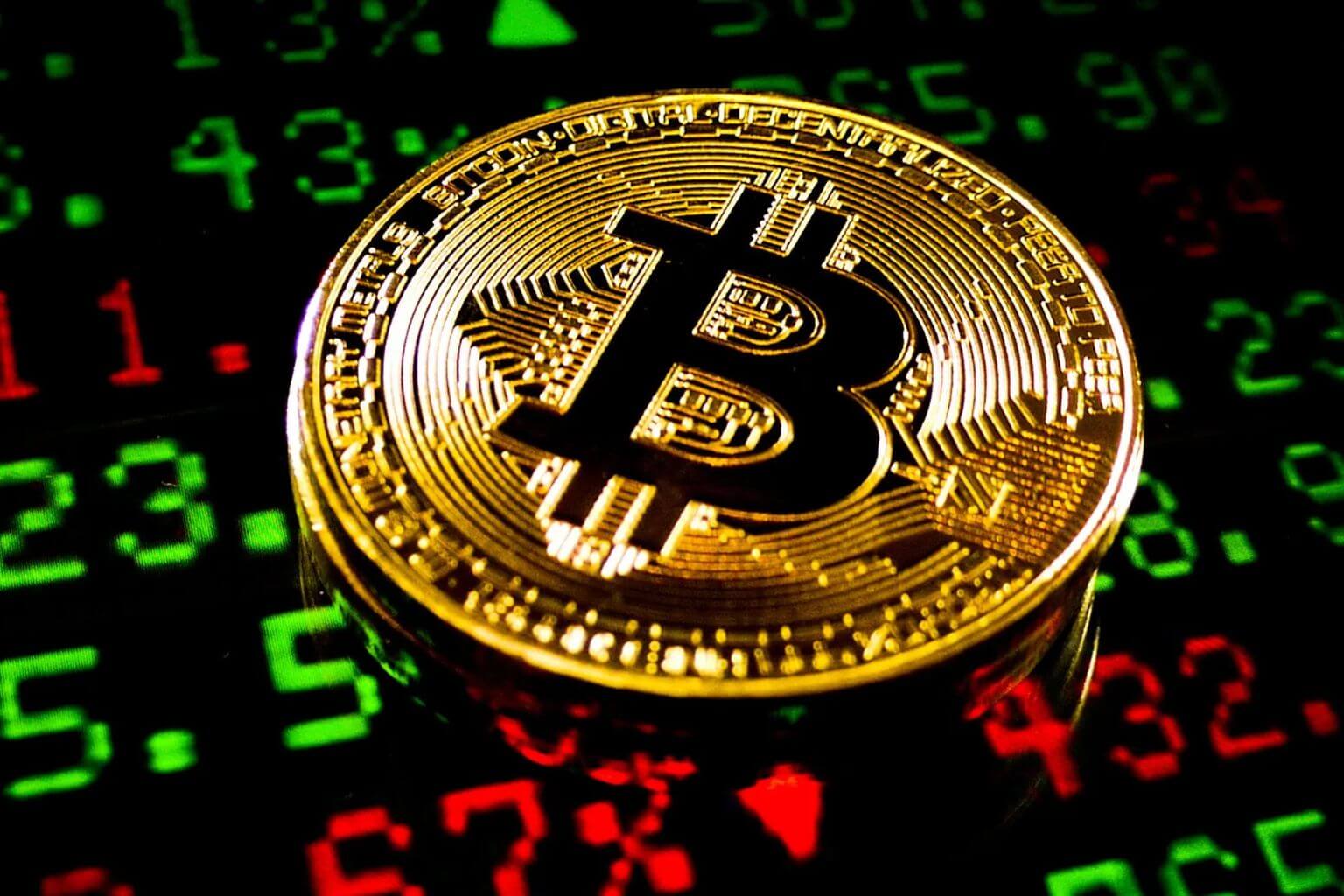 Bitcoin Slides Below $67K as US-Israel Air Strikes Spark Oil Spike and Safe-Haven Rush
