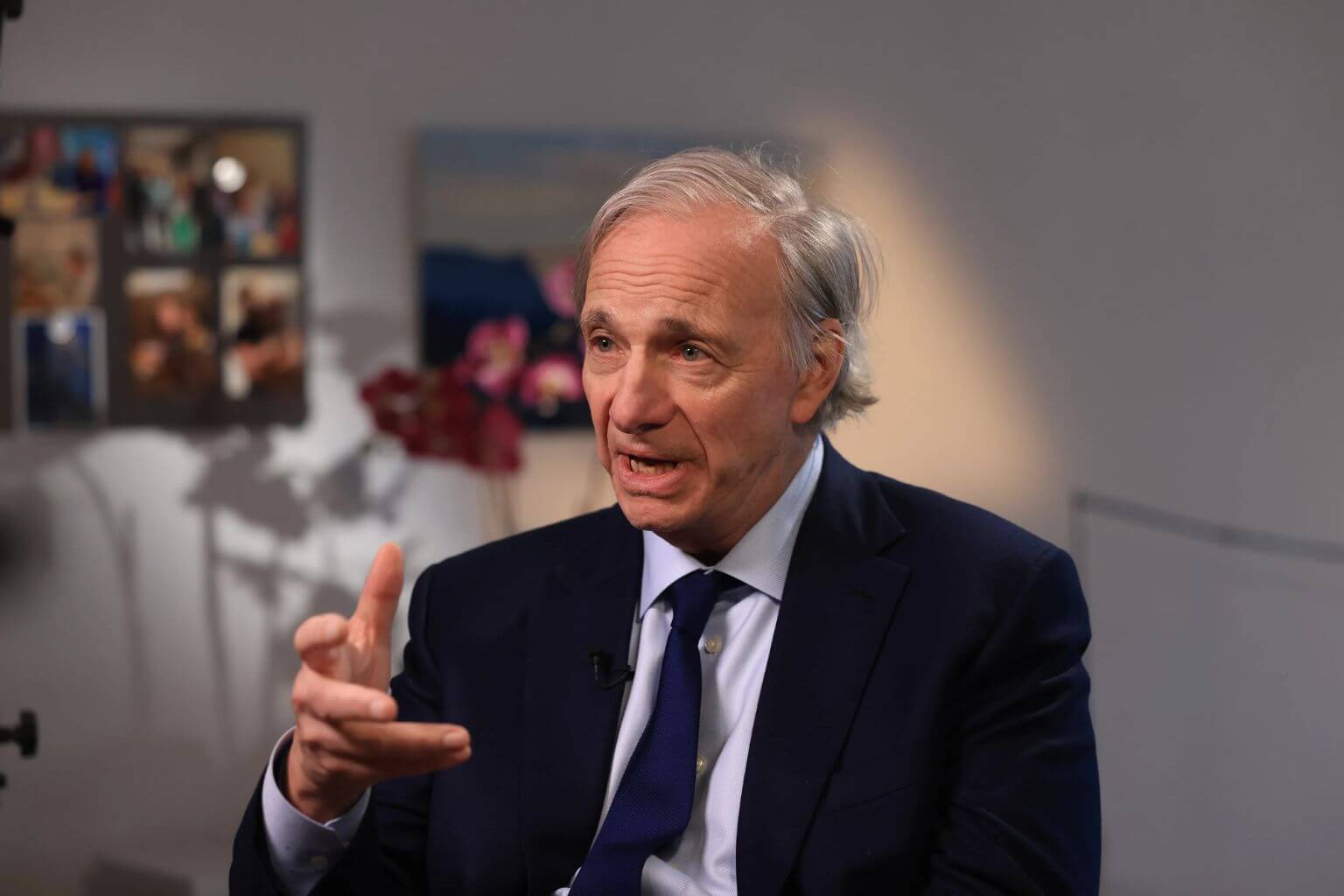 Ray Dalio Doubts Bitcoin as a Safe Haven, Says ‘There Is Only One Gold’